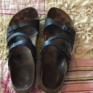 Black birkis size 40, good condition.